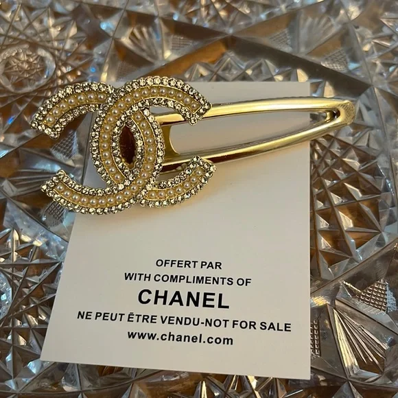 Gold/Pearl/Crystal Hair Clip - Picture 1 of 3